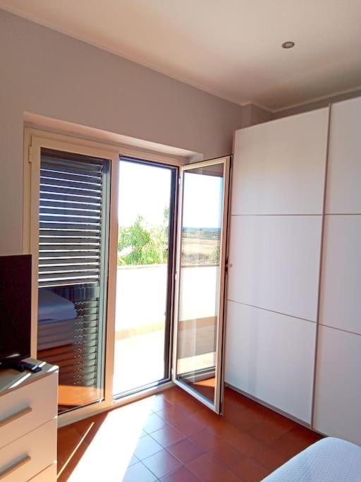 Appartamento Luminosissimo Con Vista Panoramica Marina di Cerveteri ภายนอก รูปภาพ